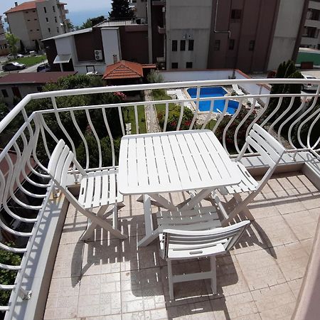Guest Rooms Deva Μπουργκάς Εξωτερικό φωτογραφία