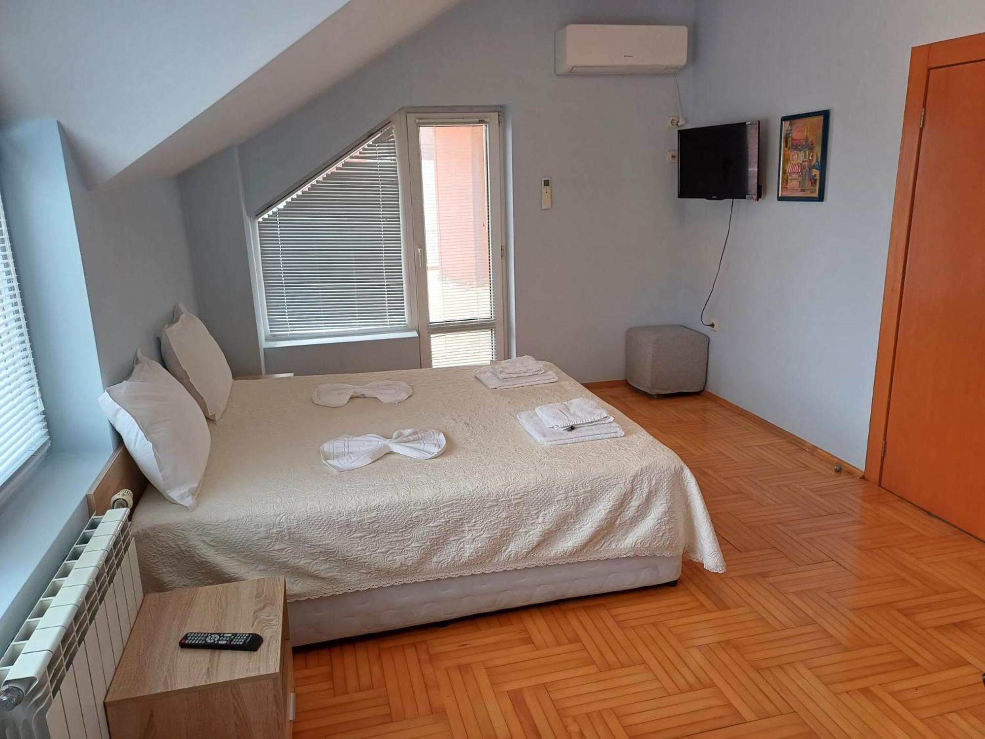 Guest Rooms Deva Μπουργκάς Εξωτερικό φωτογραφία