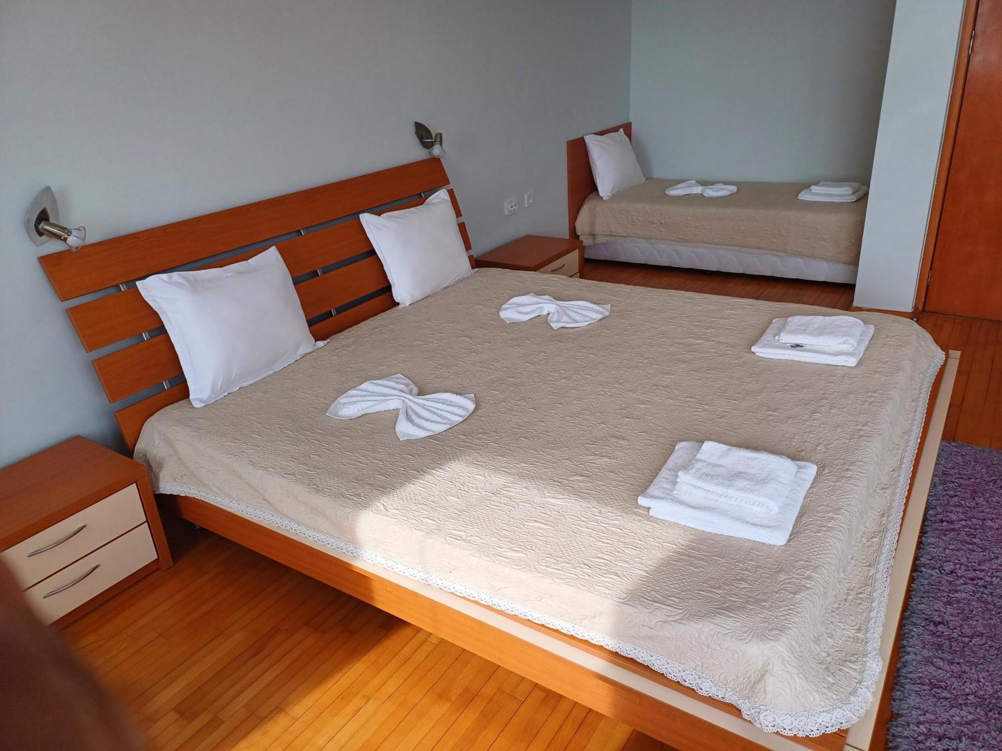 Guest Rooms Deva Μπουργκάς Εξωτερικό φωτογραφία