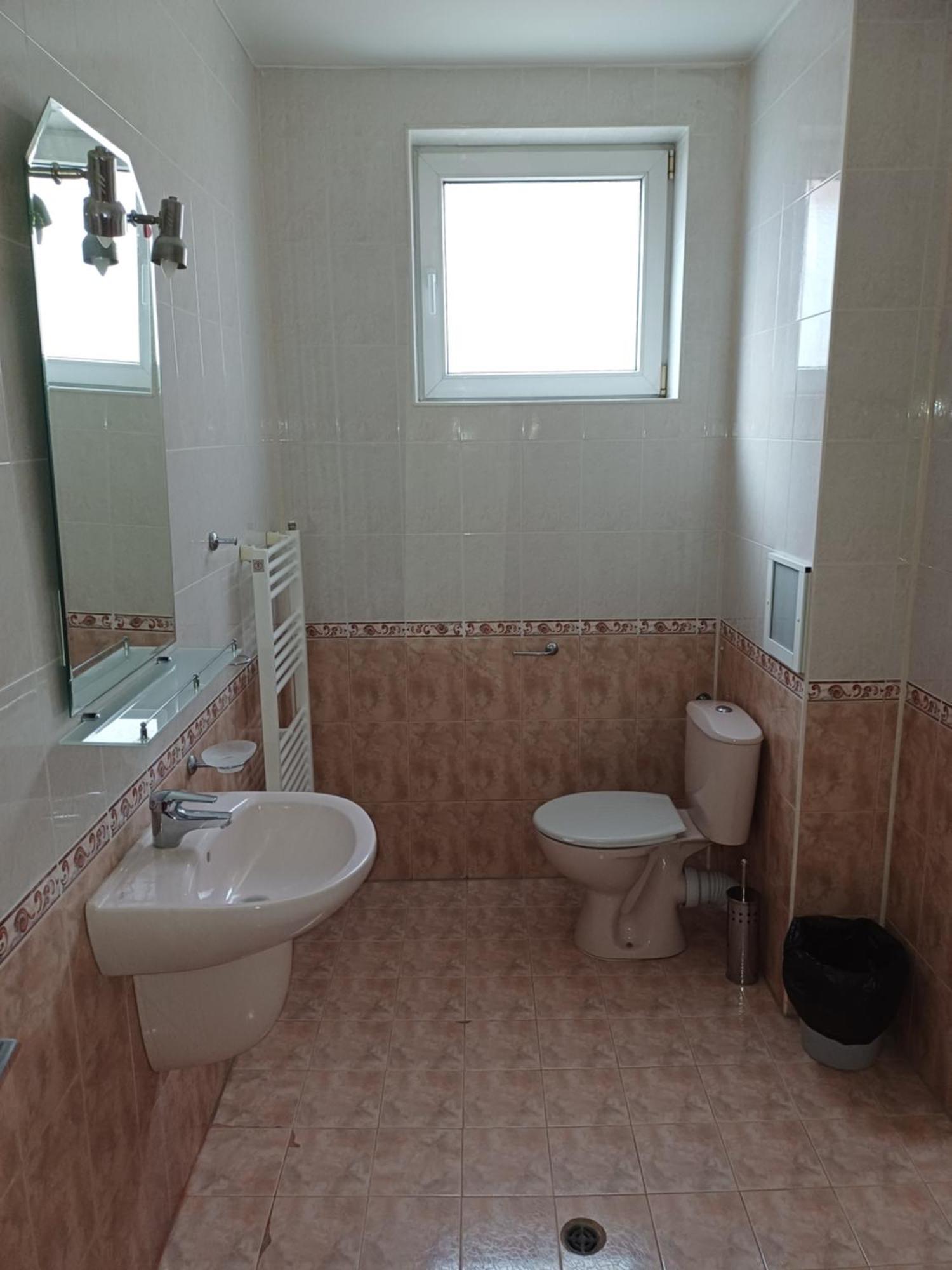 Guest Rooms Deva Μπουργκάς Εξωτερικό φωτογραφία