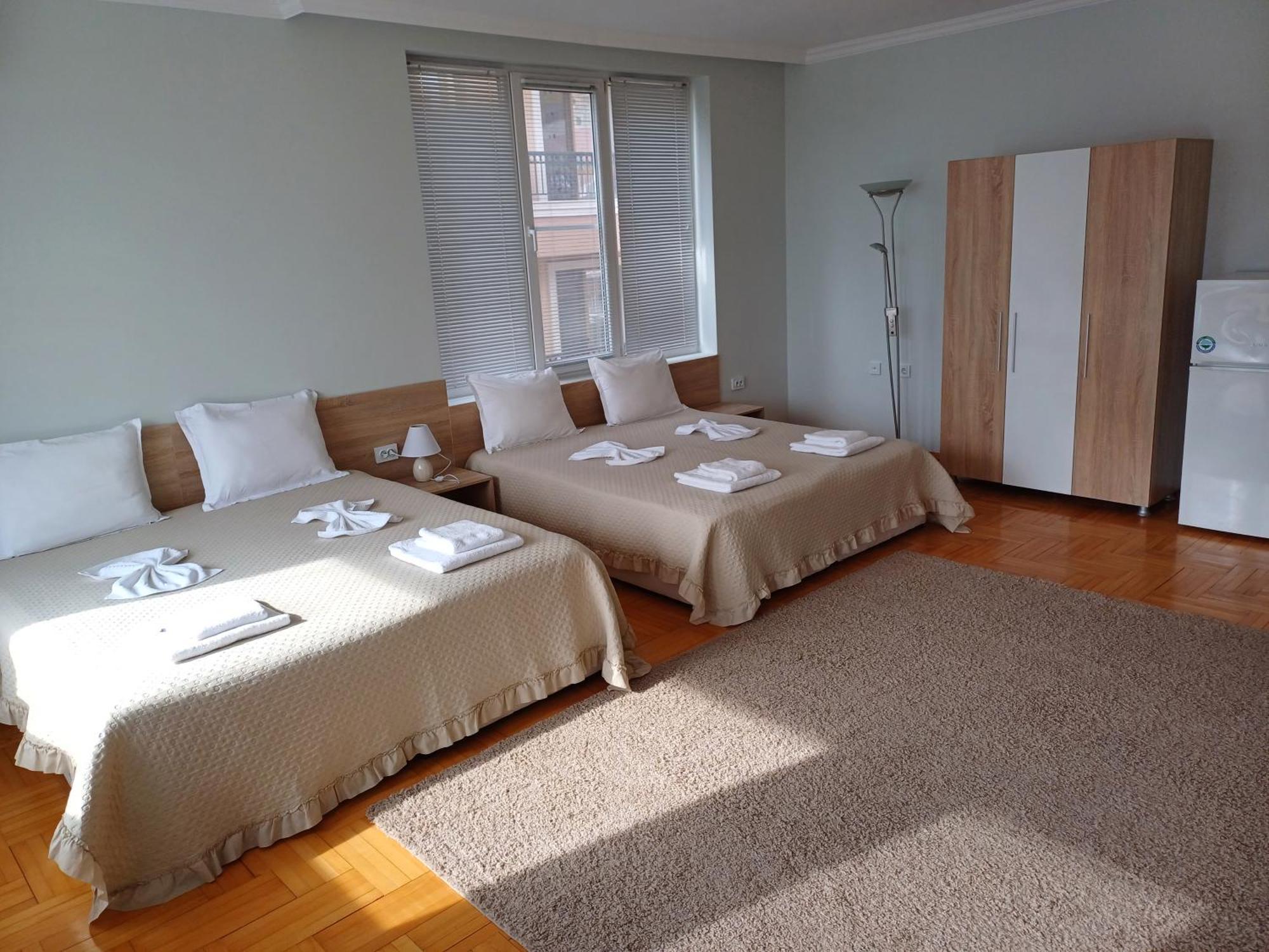 Guest Rooms Deva Μπουργκάς Εξωτερικό φωτογραφία