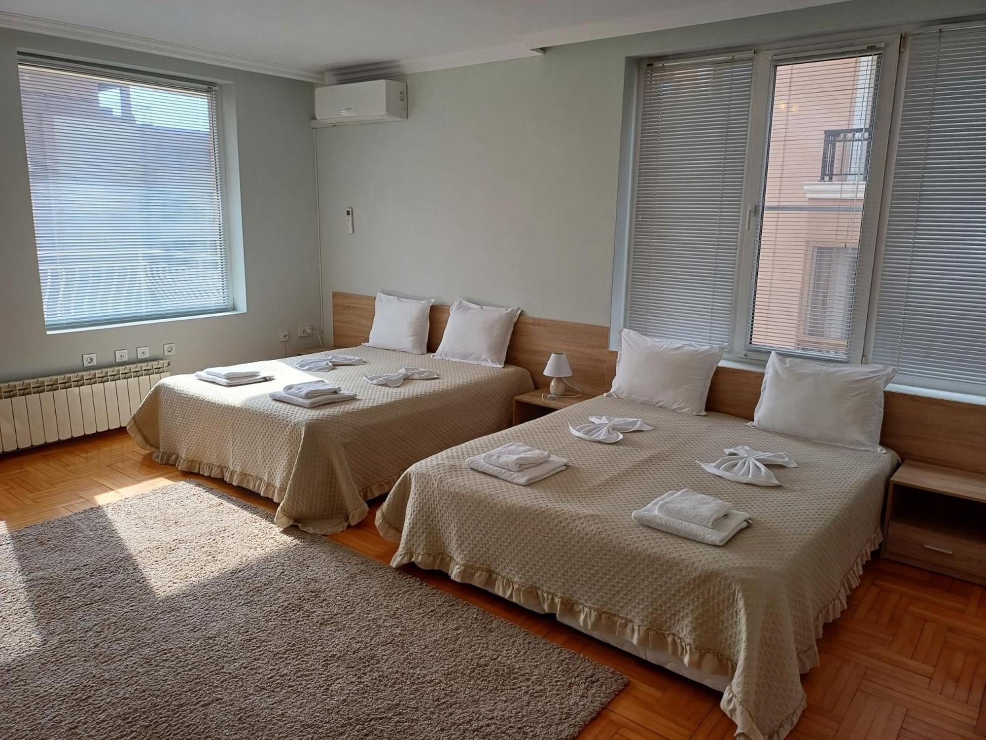 Guest Rooms Deva Μπουργκάς Εξωτερικό φωτογραφία