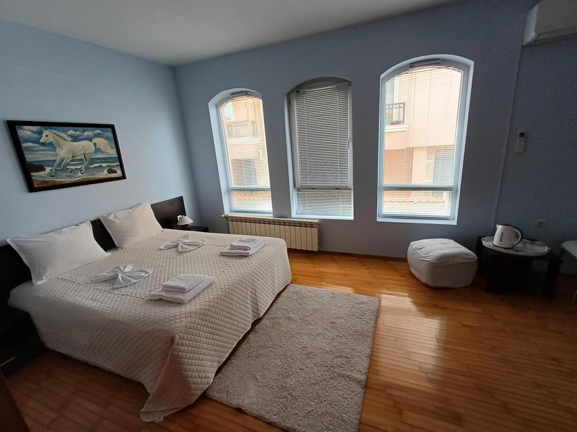 Guest Rooms Deva Μπουργκάς Εξωτερικό φωτογραφία