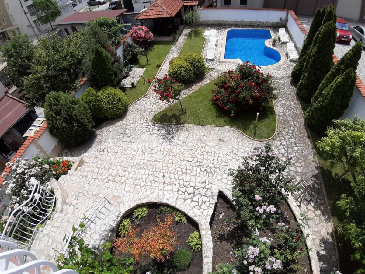 Guest Rooms Deva Μπουργκάς Εξωτερικό φωτογραφία